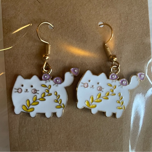 Mushroom enamel j-hook dangle earrings - Picture 2 of 3